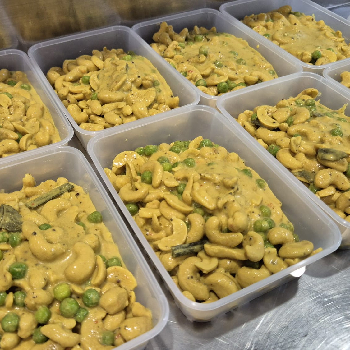 Sri Lankan Cashew and Pea - 350g - 2 serves